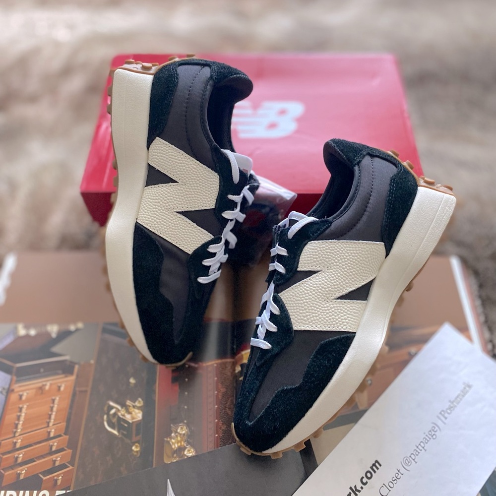 New Balance Women's Black and Cream Retro-Style Sneakers - Picture 10 of 16